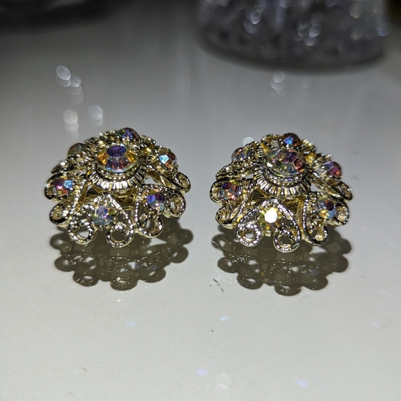 Vintage Multi-colored Diamonté Aurora Ab Crystals Clip-on Earrings - Picture 3 of 4